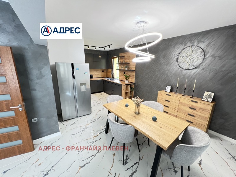 Продава МНОГОСТАЕН, гр. Плевен, Идеален център, снимка 2 - Апартаменти - 53031665