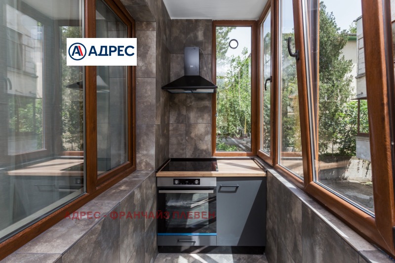 Продава МНОГОСТАЕН, гр. Плевен, Идеален център, снимка 17 - Апартаменти - 53031665