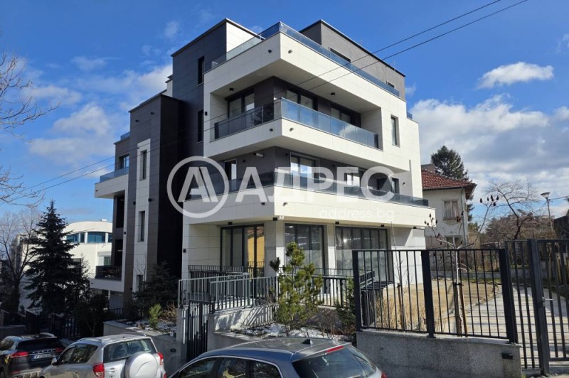 Продава МНОГОСТАЕН, гр. София, Бояна