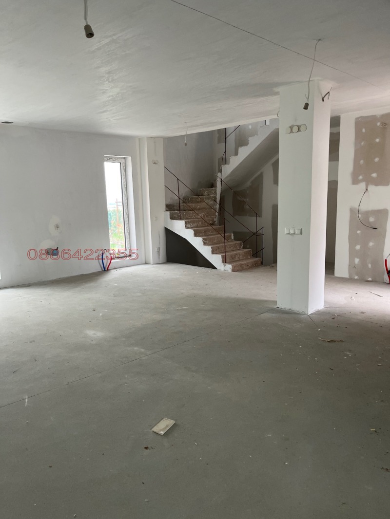Myytävänä  Talo Sofia , Lozen , 286 neliömetriä | 16174475 - kuva [4]