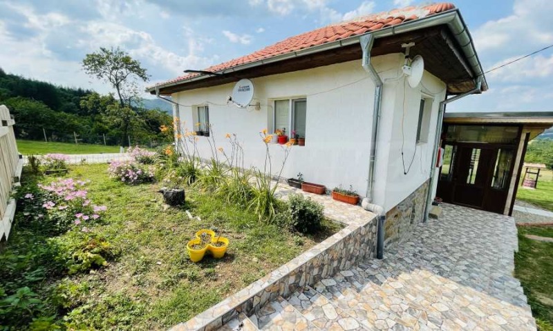 Продава КЪЩА, гр. Елена, област Велико Търново, снимка 9 - Къщи - 52141113