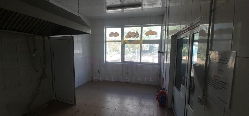 Te koop  Winkel Varna , Mladost 2 , 120 m² | 11640611 - afbeelding [2]
