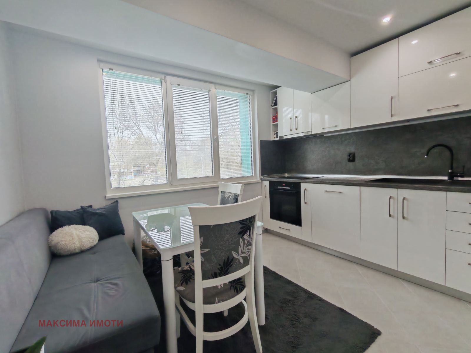 Продава 2-СТАЕН, гр. Бургас, Славейков, снимка 4 - Апартаменти - 54204549