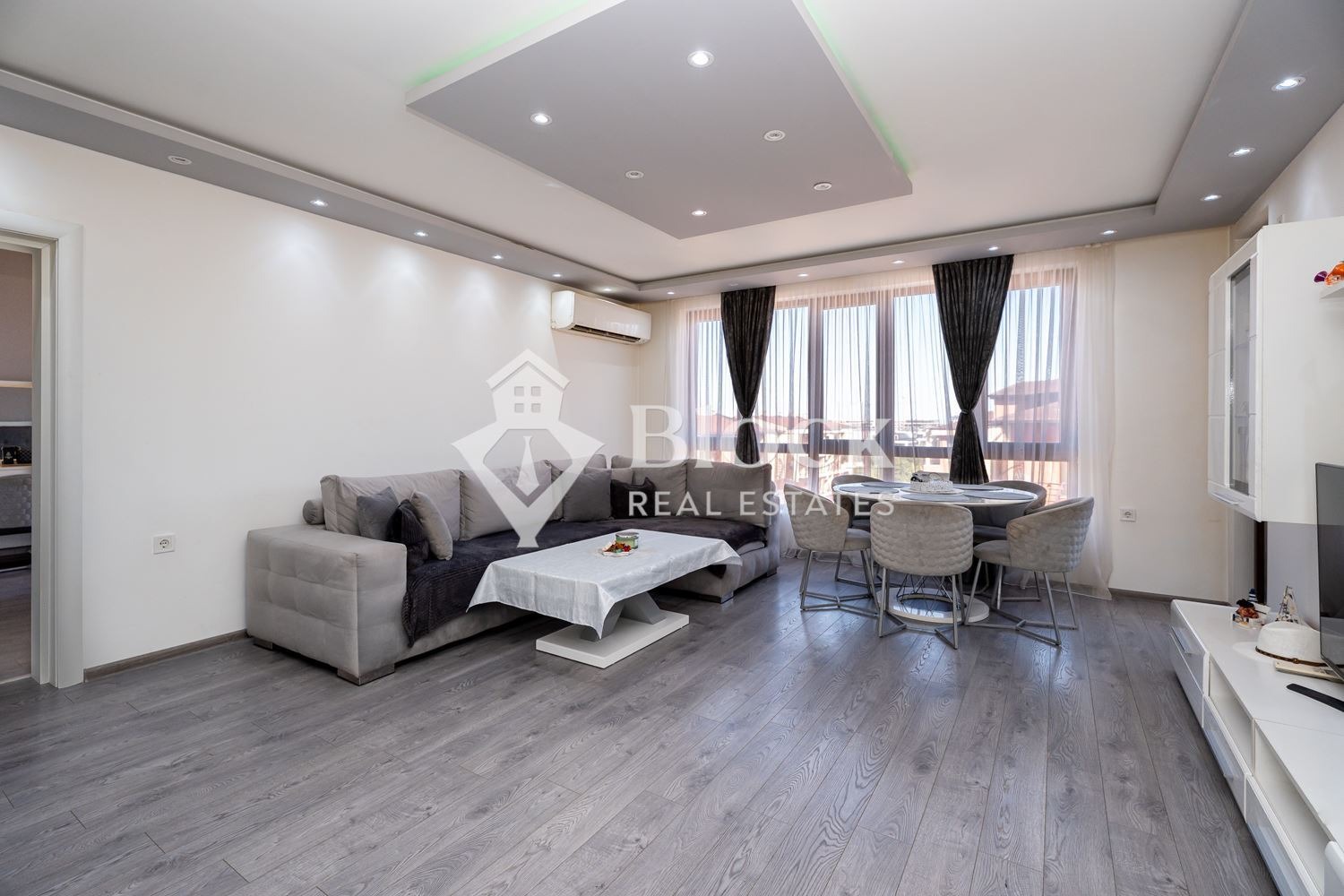 Продава 3-СТАЕН, гр. Пловдив, Остромила, снимка 2 - Апартаменти - 55531723
