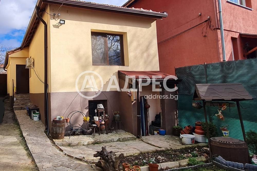 Продава КЪЩА, гр. Перник, Църква