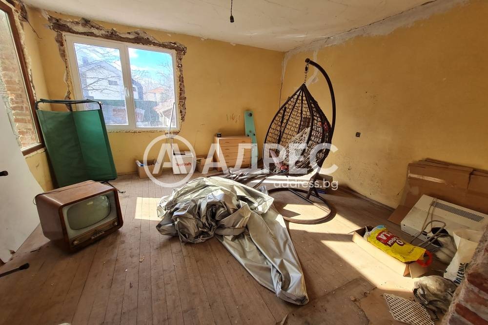 Продава КЪЩА, гр. Перник, Църква, снимка 10 - Къщи - 53595316