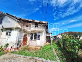 House Kraynitsi, region Kyustendil 1