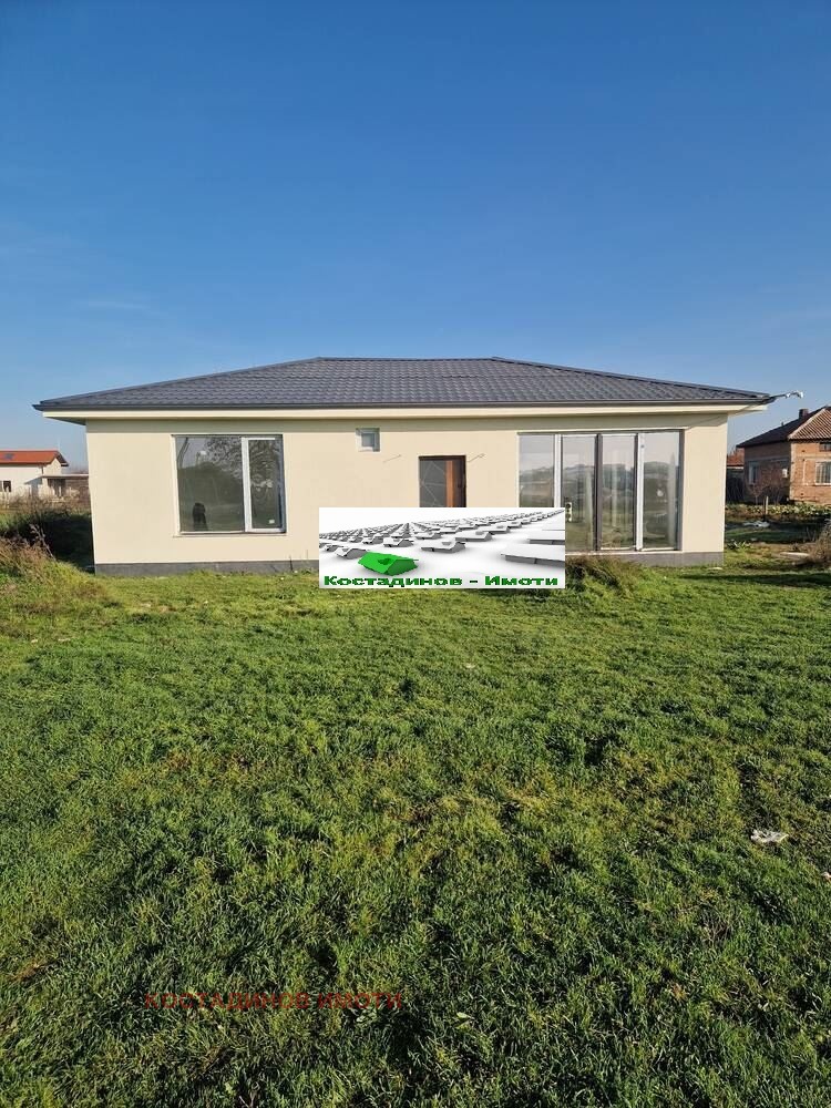 Продава 1-СТАЕН, с. Стряма, област Пловдив