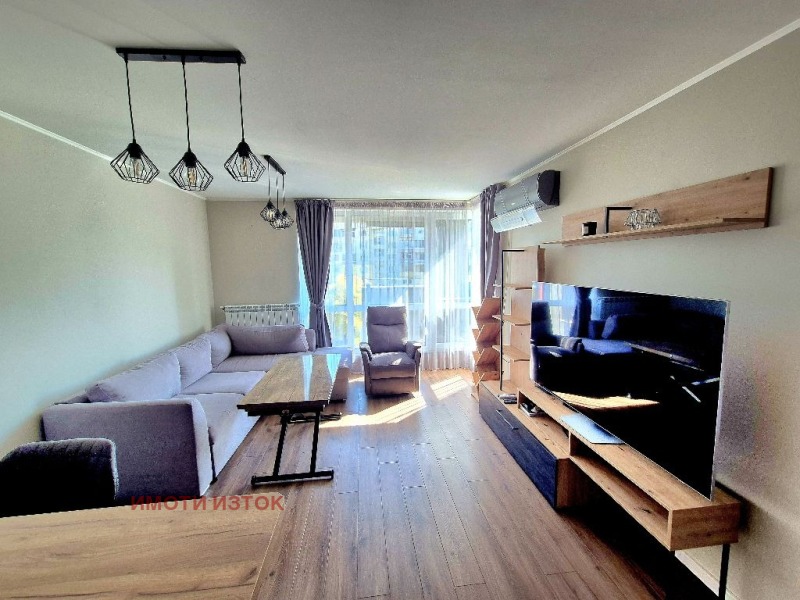 De vânzare  1 dormitor Pernic , Iztoc , 79 mp | 78687430