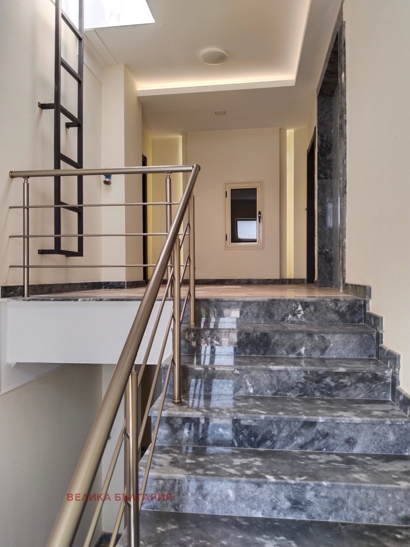 Eladó  3 hálószobás Sofia , Vitosa , 235 négyzetméter | 71017796 - kép [14]