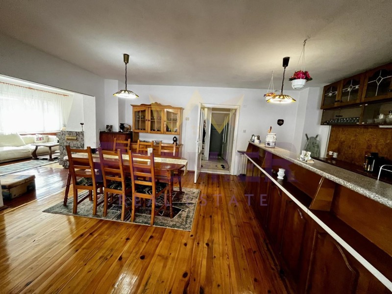 Продава КЪЩА, с. Овчарово, област Добрич, снимка 9 - Къщи - 53009051