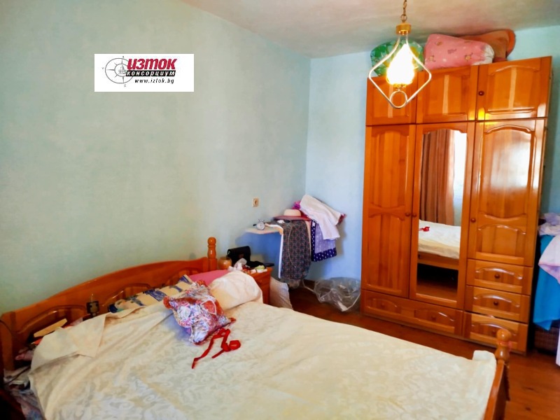 Продава  3-стаен област Пловдив , гр. Карлово , 110 кв.м | 87004078 - изображение [5]