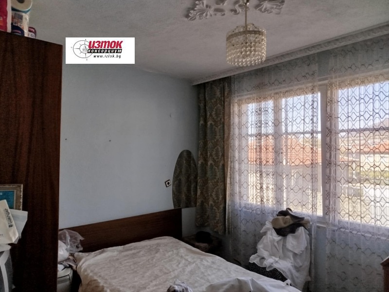 Продава  3-стаен област Пловдив , гр. Карлово , 110 кв.м | 87004078 - изображение [6]