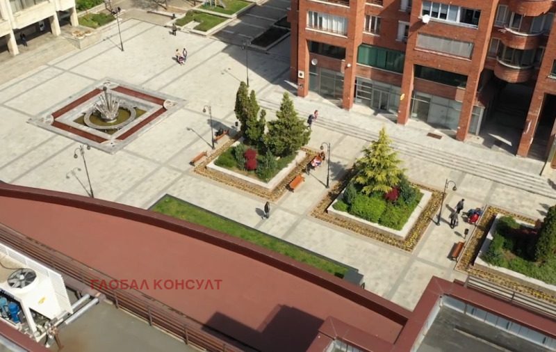 Продава 3-СТАЕН, гр. Ловеч, Център, снимка 2 - Апартаменти - 53445452