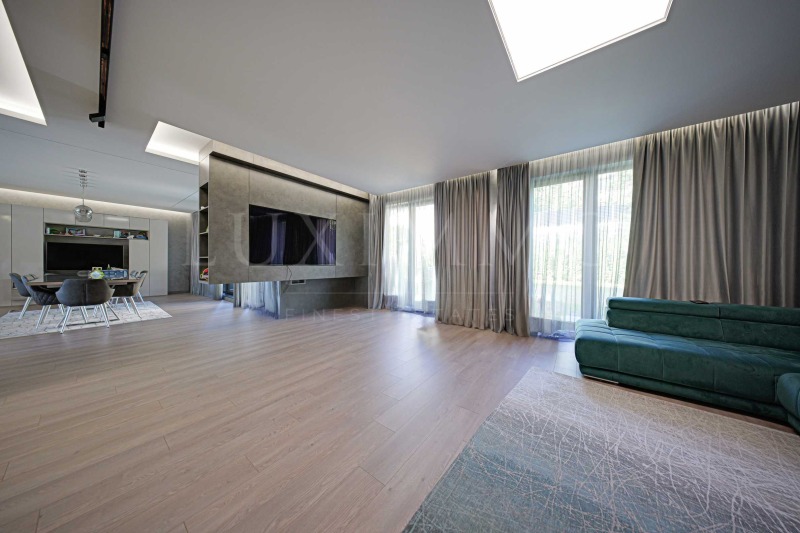 Til salg  Hus Sofia , Boyana , 528 kvm | 72329425 - billede [2]