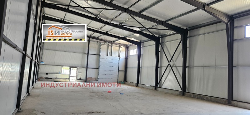 Na prodej  Úložný prostor Plovdiv , Industrialna zona - Sever , 1200 m2 | 98121135 - obraz [4]