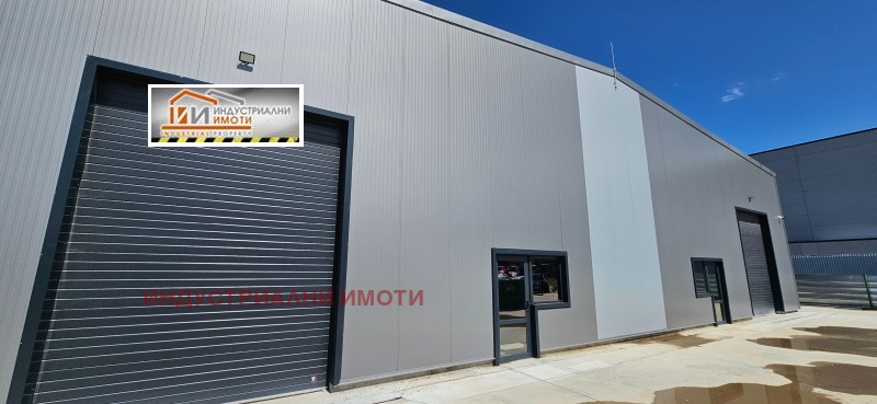 Na prodej  Úložný prostor Plovdiv , Industrialna zona - Sever , 1200 m2 | 98121135 - obraz [2]
