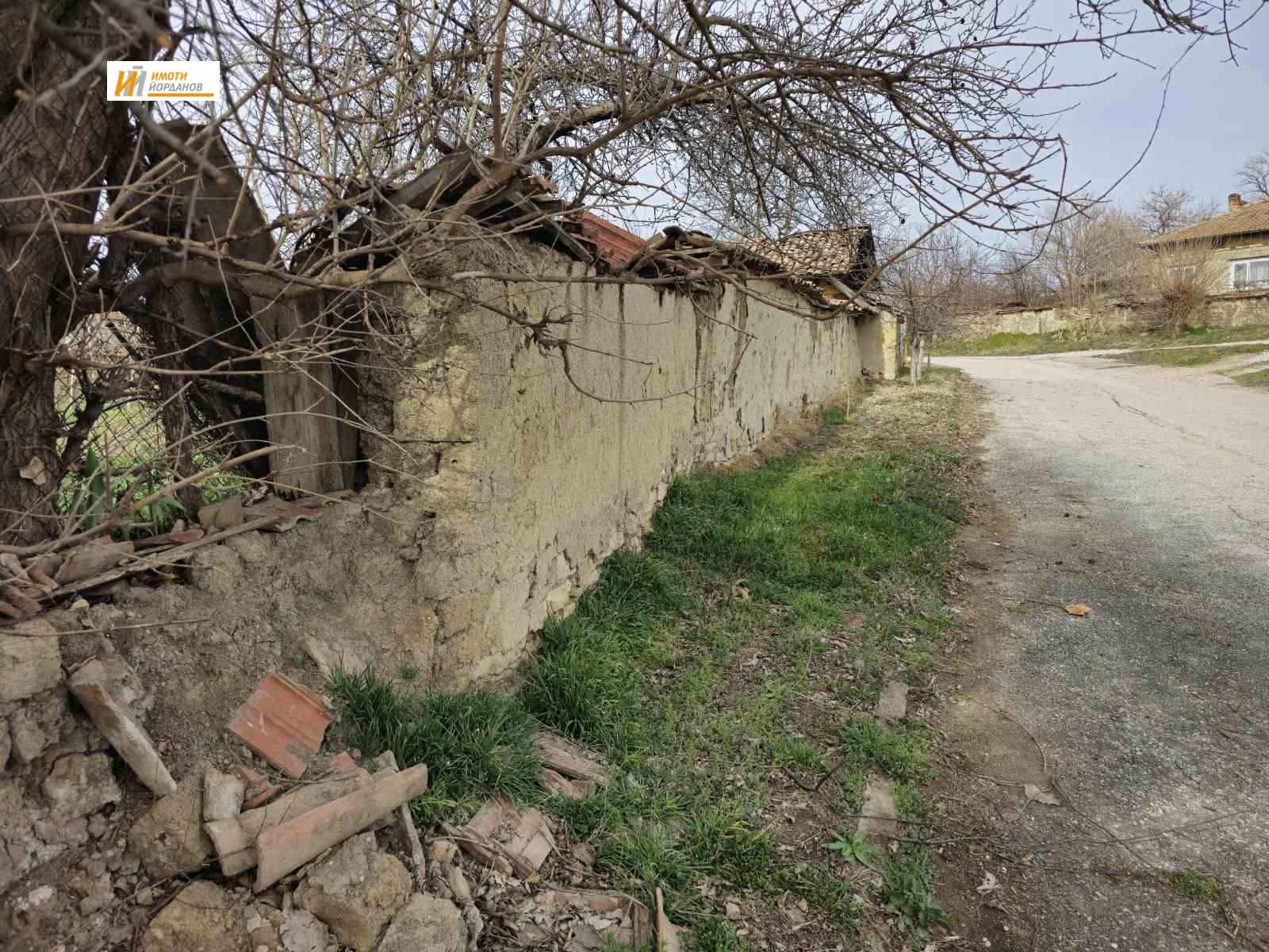 Продава ПАРЦЕЛ, с. Поликраище, област Велико Търново, снимка 2 - Парцели - 53674773