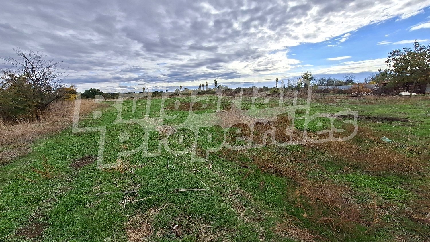 Продава ПАРЦЕЛ, с. Борец, област Пловдив