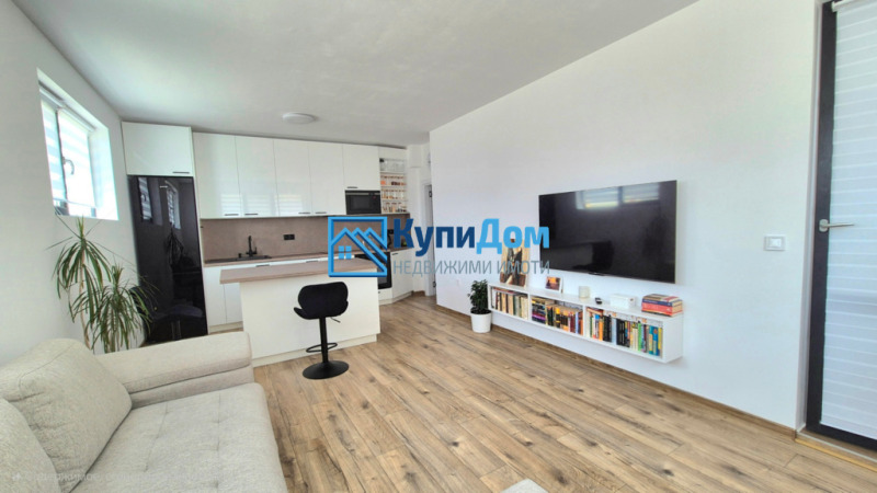 Продава  3-стаен град Варна , к.к. Св.Св. Константин и Елена , 75 кв.м | 15076318