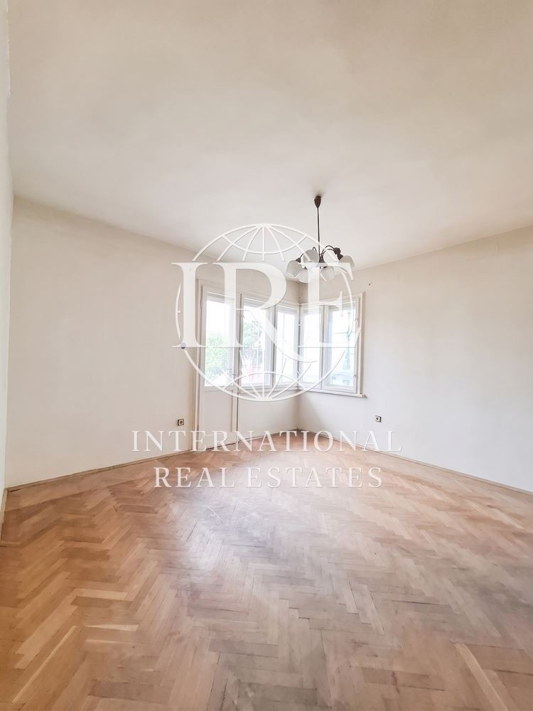 Продава 4-СТАЕН, гр. Варна, Център, снимка 7 - Апартаменти - 54884199