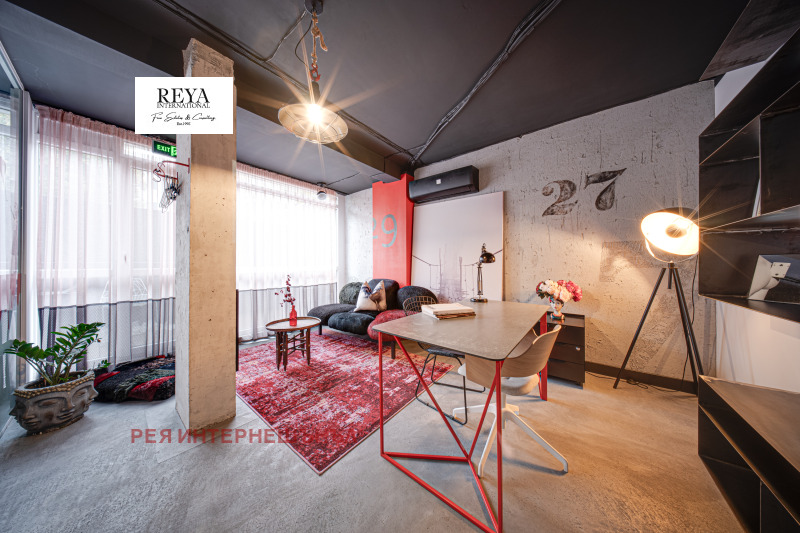 Продава  Офис град София , Център , 220 кв.м | 57924507