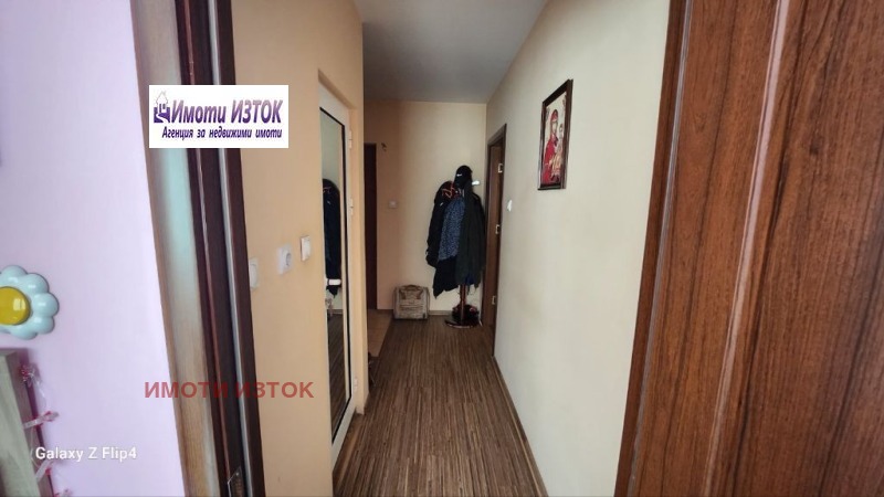 Продава  2-стаен област Перник , гр. Радомир , 67 кв.м | 40233706 - изображение [12]