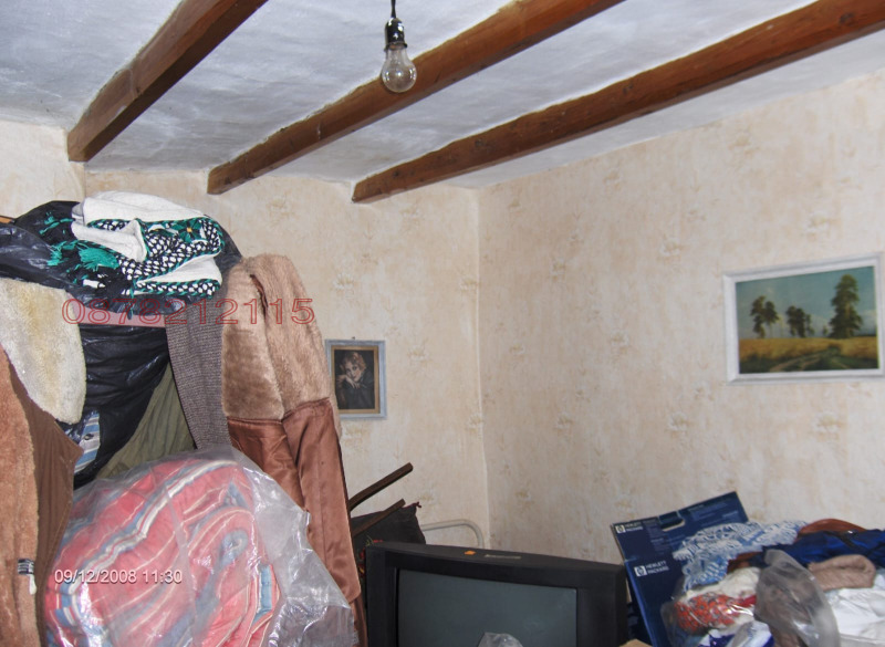 Продава КЪЩА, с. Осенец, област Разград, снимка 11 - Къщи - 53530756