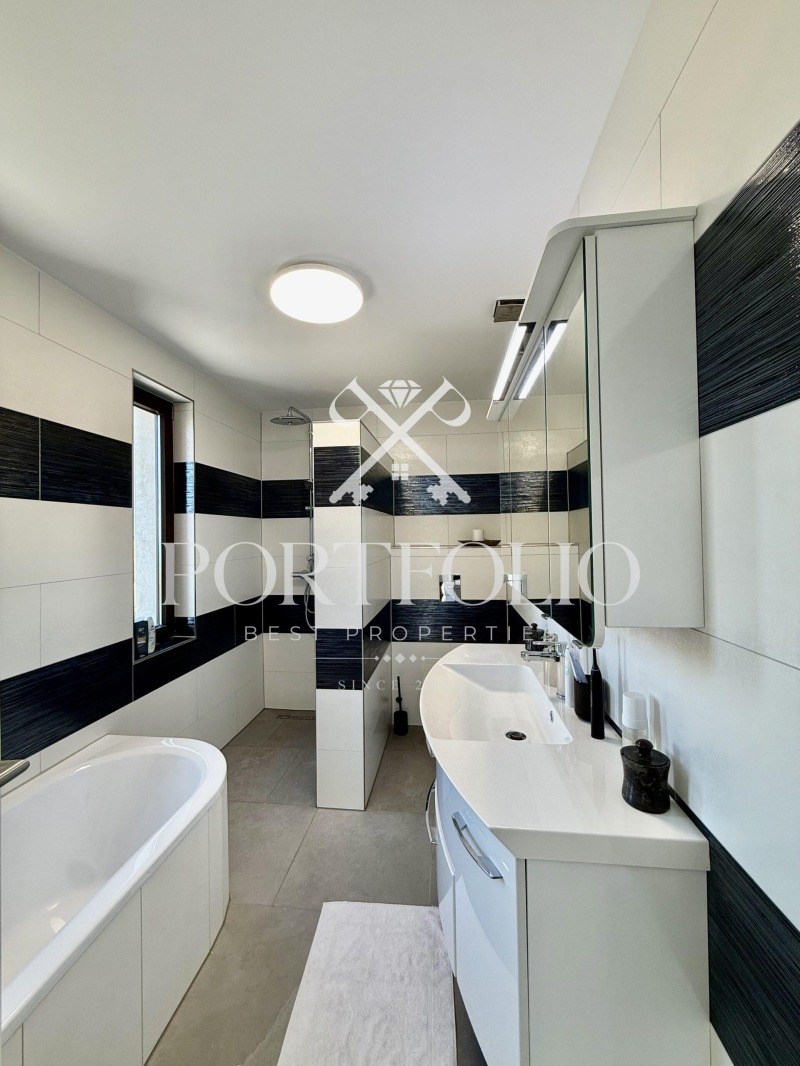 Na prodej  Dům Burgas , Sarafovo , 158 m2 | 94717666 - obraz [8]