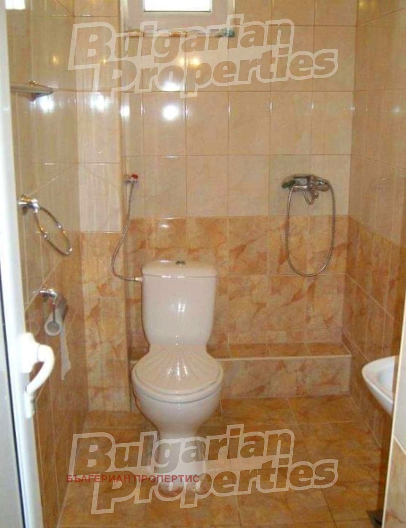 Продава КЪЩА, гр. Каварна, област Добрич, снимка 10 - Къщи - 52379066