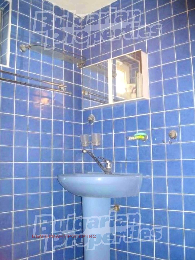 Продава КЪЩА, гр. Каварна, област Добрич, снимка 15 - Къщи - 52379066