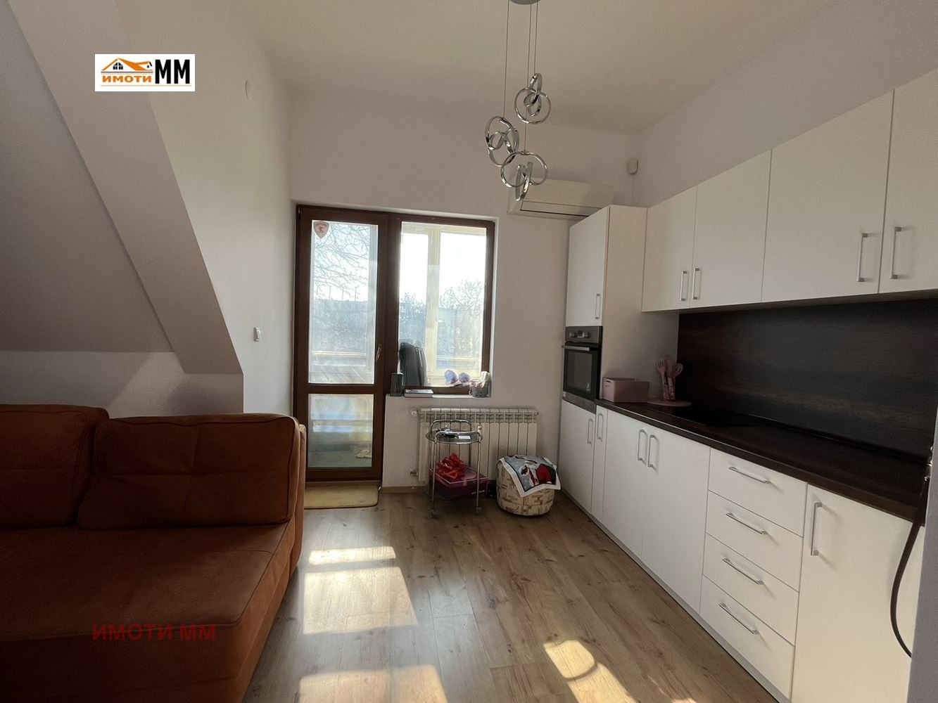 Продава 2-СТАЕН, гр. Пловдив, Център, снимка 2 - Апартаменти - 54456019
