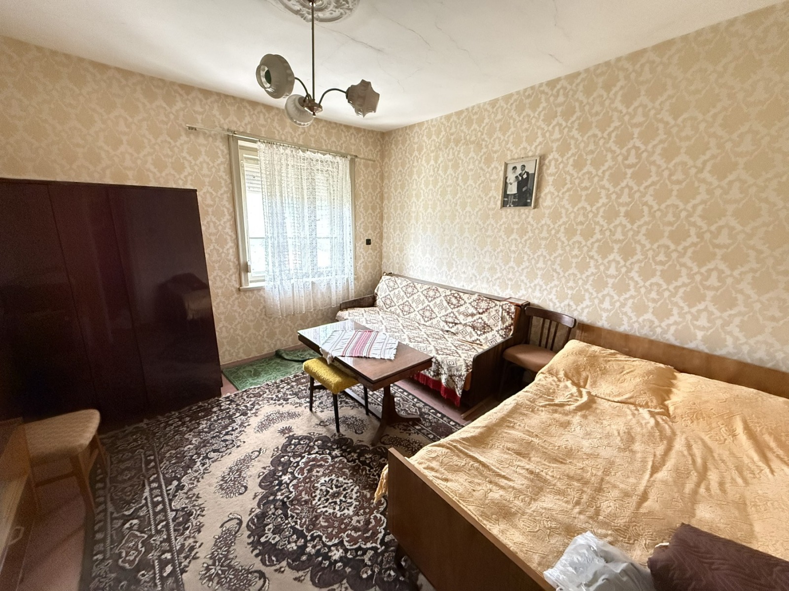 Продава КЪЩА, с. Гостиня, област Ловеч, снимка 6 - Къщи - 55588112