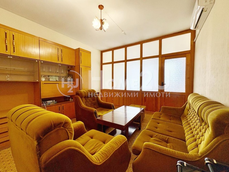 Продава  2-стаен град Пловдив , Кючук Париж , 65 кв.м | 27588550