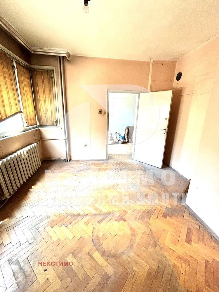 Продава  3-стаен град Пловдив , Център , 86 кв.м | 92241510 - изображение [2]