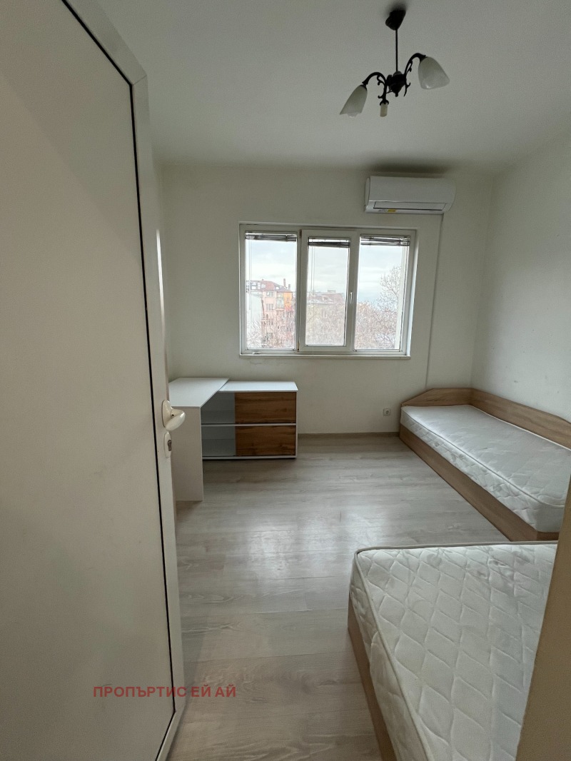 Продава 3-СТАЕН, гр. София, Център, снимка 6 - Апартаменти - 53094029