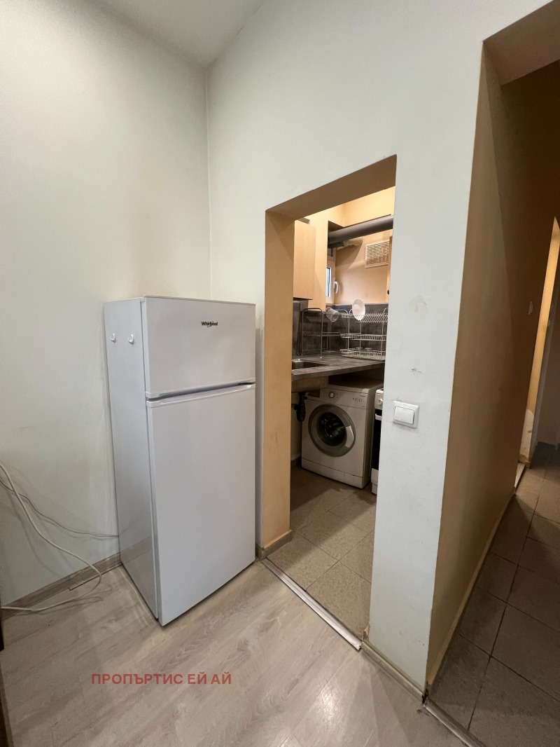 Продава 3-СТАЕН, гр. София, Център, снимка 7 - Апартаменти - 53094029