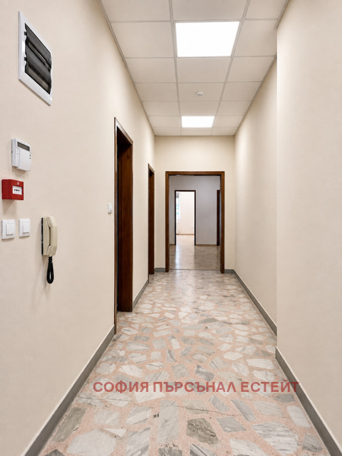 Продава МНОГОСТАЕН, гр. София, Красно село, снимка 3 - Апартаменти - 55905113