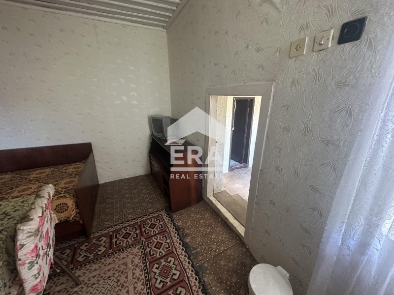 Продава КЪЩА, с. Селце, област Добрич, снимка 3 - Къщи - 56256445