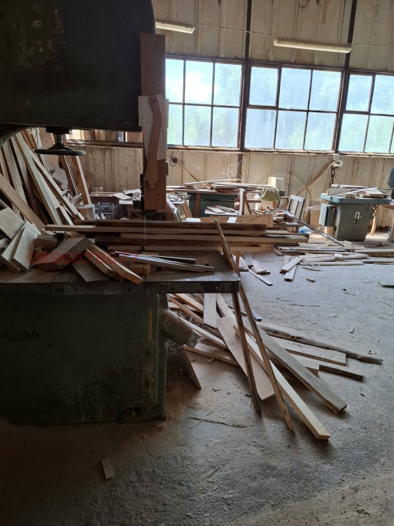 Продава ПРОМ. ПОМЕЩЕНИЕ, с. Орешак, област Ловеч, снимка 6 - Производствени сгради - 52782596