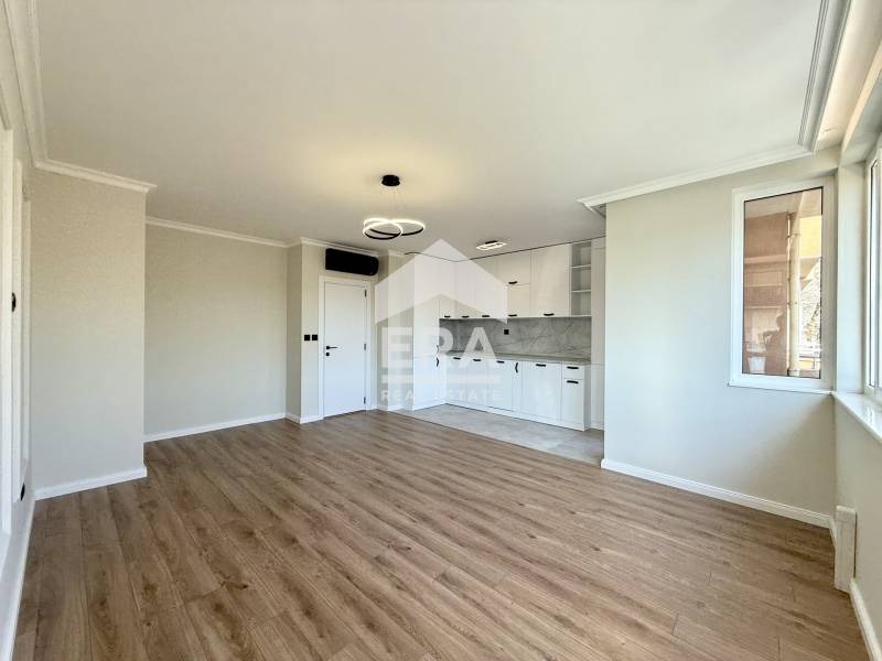 Продава 4-СТАЕН, гр. Велико Търново, Център, снимка 2 - Апартаменти - 55097329