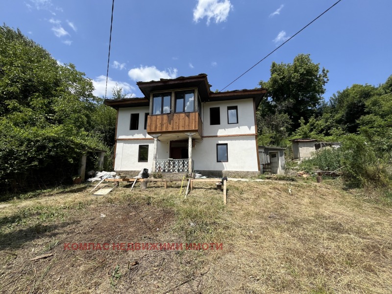 Продава  Къща област Габрово , с. Стоките , 160 кв.м | 93067393 - изображение [15]