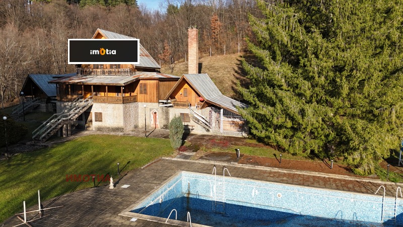 Продава КЪЩА, гр. Априлци, област Ловеч, снимка 12 - Къщи - 52723453