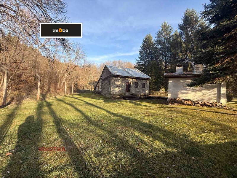 Продава КЪЩА, гр. Априлци, област Ловеч, снимка 7 - Къщи - 52723453