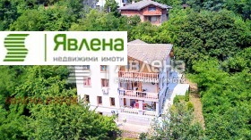 КЪЩА, 300 m2