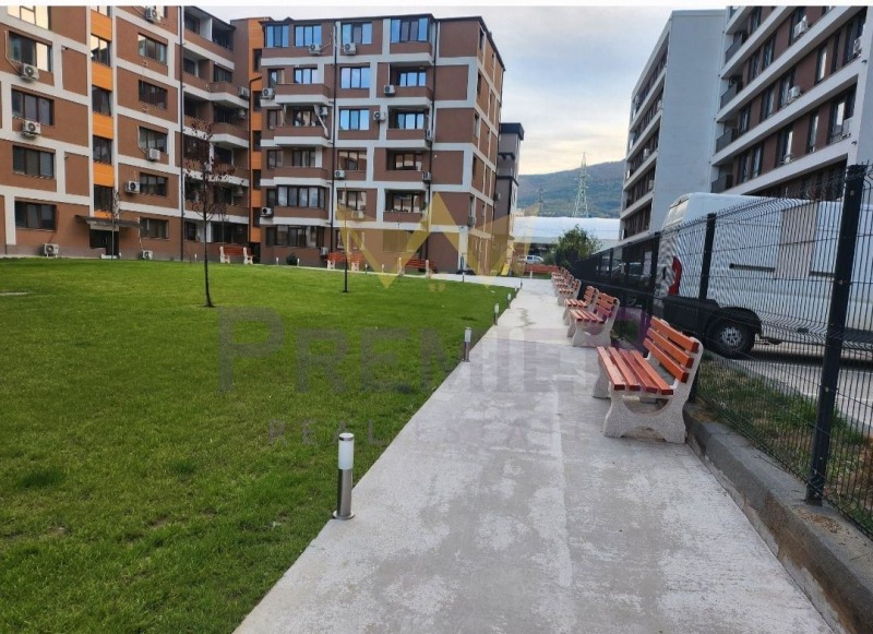 Na sprzedaż  1 sypialnia Sofia , Malinowa dolina , 73 mkw | 88096497 - obraz [7]
