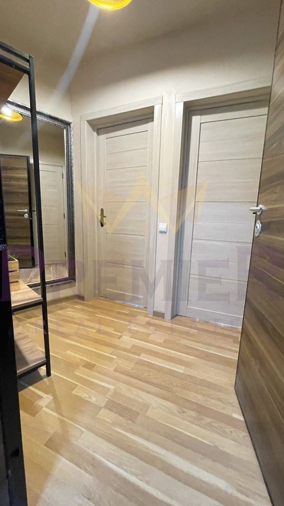 Na sprzedaż  1 sypialnia Sofia , Malinowa dolina , 73 mkw | 88096497 - obraz [8]