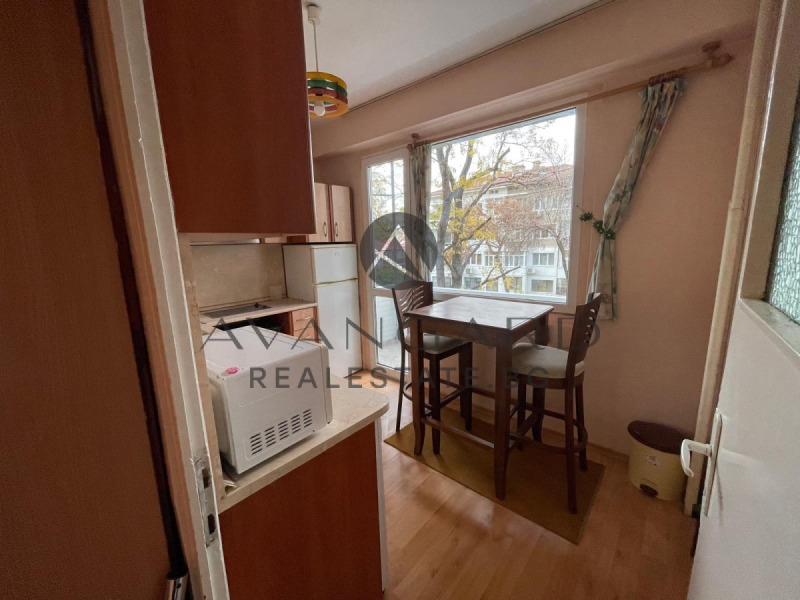 Продава 2-СТАЕН, гр. Пловдив, Кючук Париж, снимка 6 - Апартаменти - 52398006