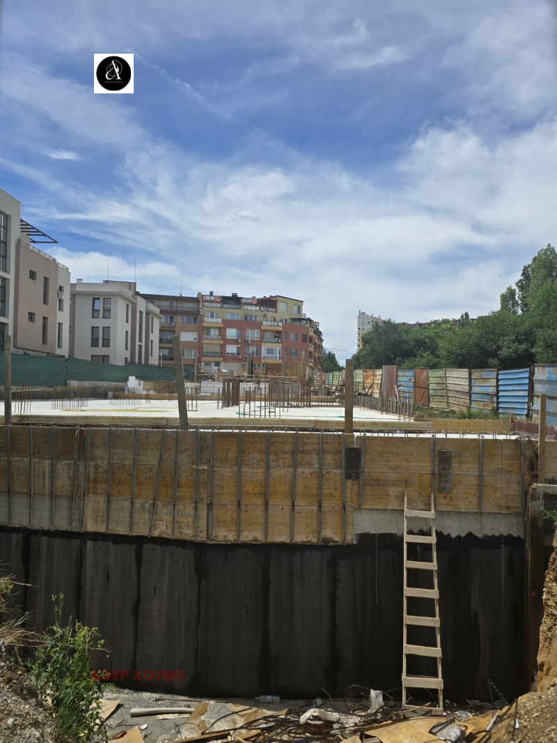 Til salgs  2 soverom Sofia , Darvenitsa , 96 kvm | 56766381