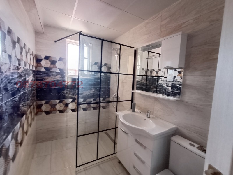 Продава 3-СТАЕН, гр. Кърджали, Център, снимка 2 - Апартаменти - 53029119